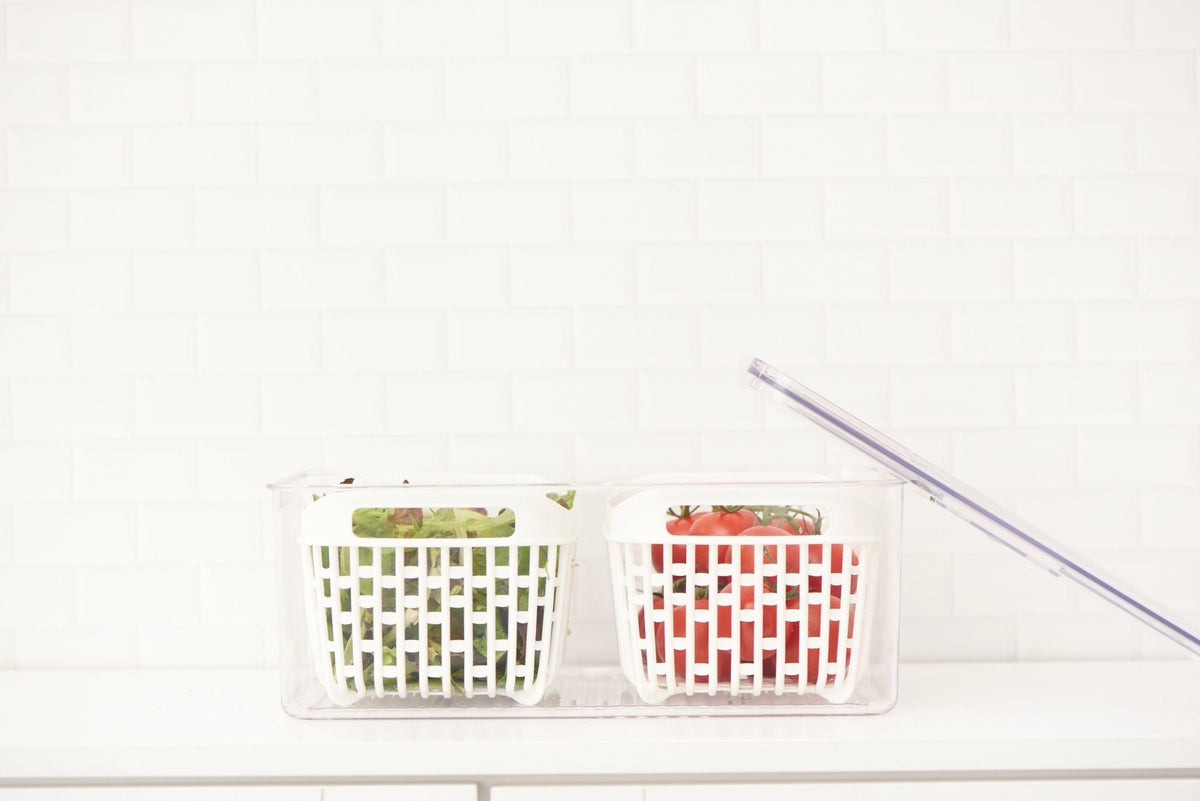 Fridge storage container for fresh fruit and vegetables