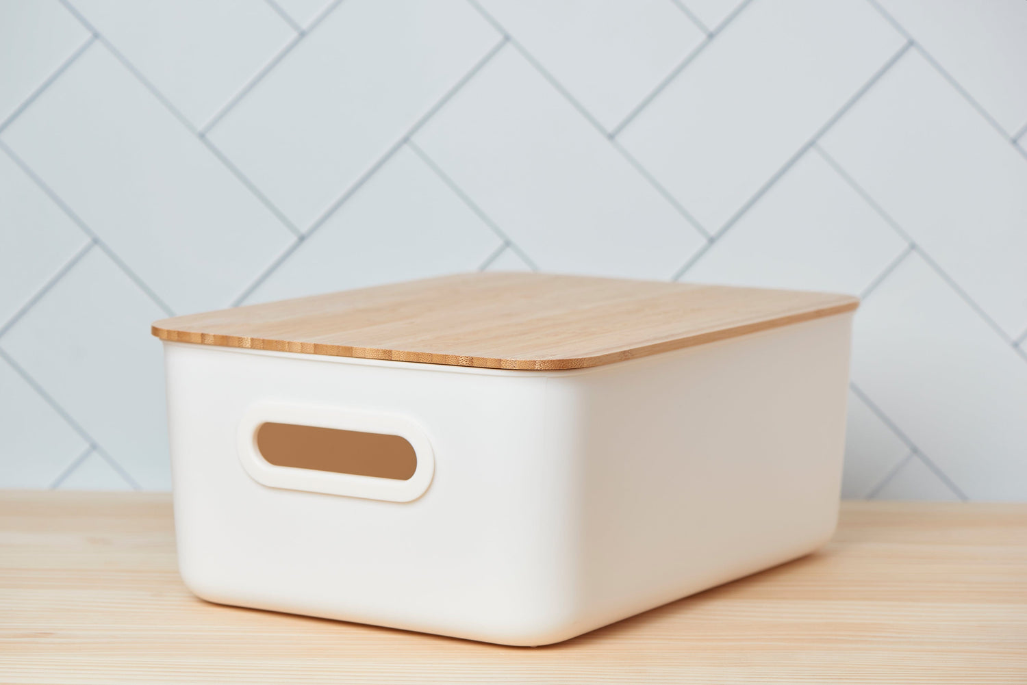 https://pullenandco.com.au/cdn/shop/products/pullen-and-co-large-white-minimalist-storage-tubs-with-wooden-lid-32708528668843.jpg?v=1664167551&width=1500