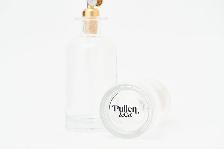 Pullen and Co Mayfair Oil Bottle with brass pourer (7217468866731)
