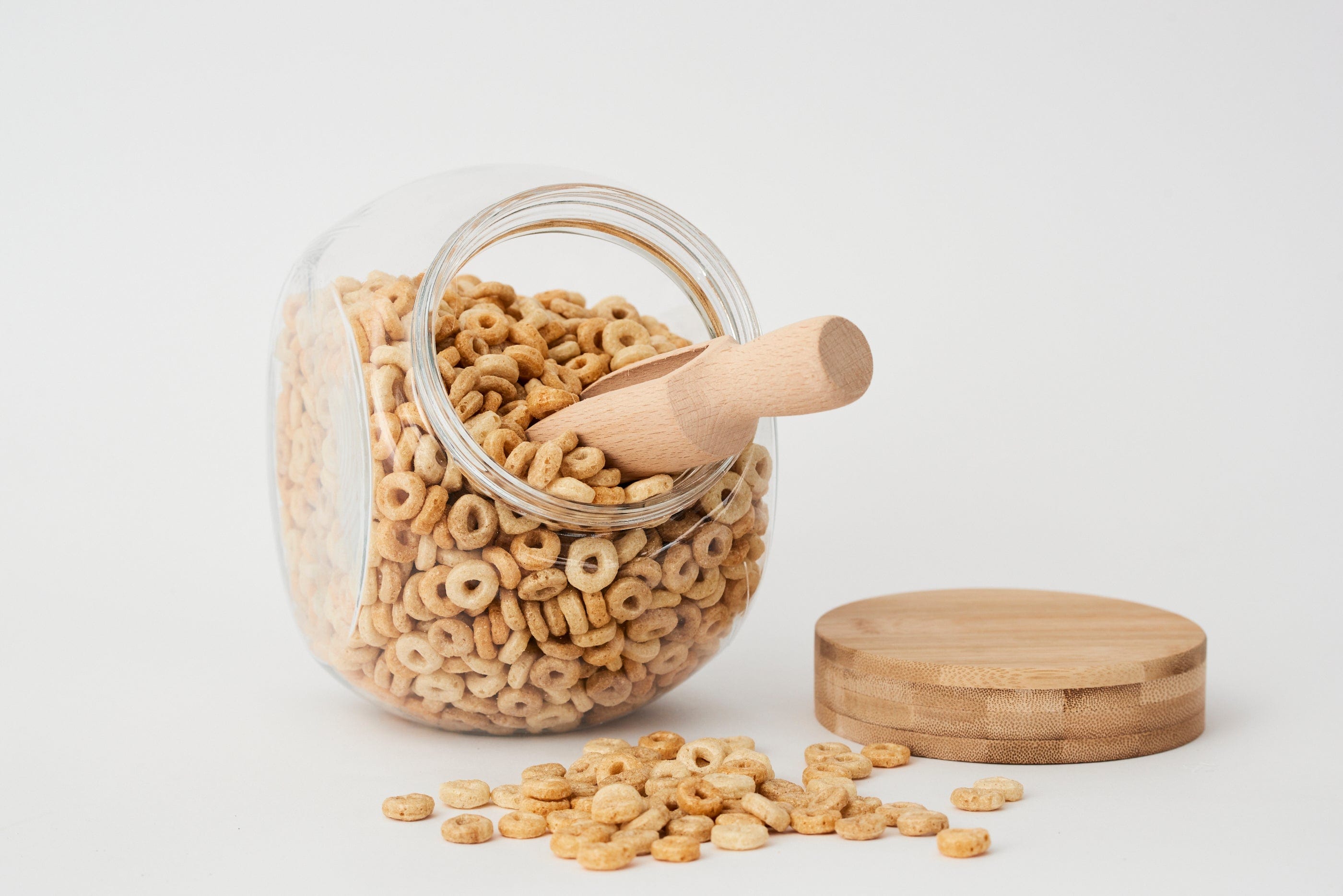 Pullen and Co Tilted Glass Storage Jar with Wooden Lid (6626413772971)